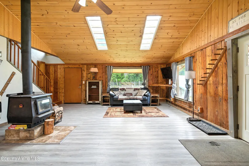475 Old Range Road Clark Fork, ID 83811