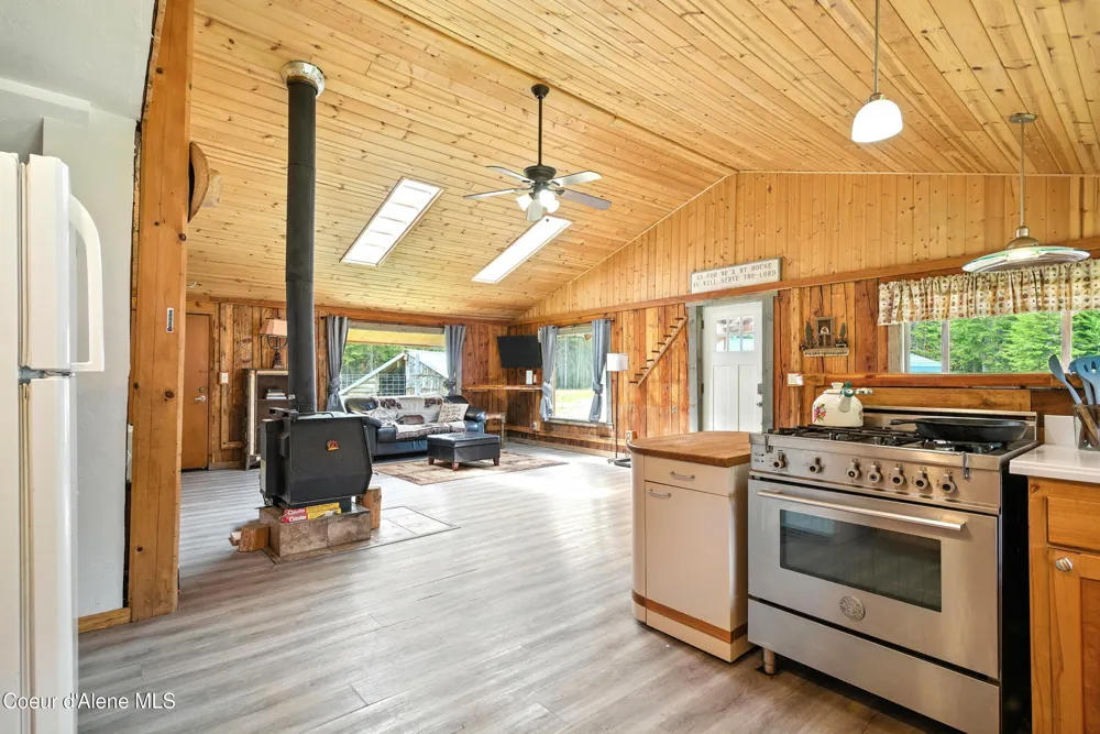 475 Old Range Road Clark Fork, ID 83811