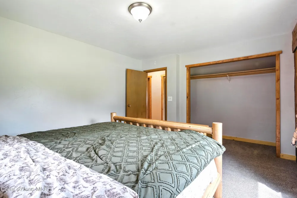 475 Old Range Road Clark Fork, ID 83811