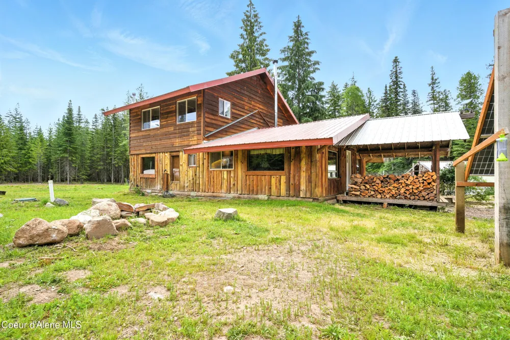 475 Old Range Road Clark Fork, ID 83811