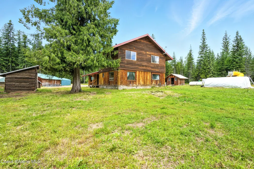 475 Old Range Road Clark Fork, ID 83811