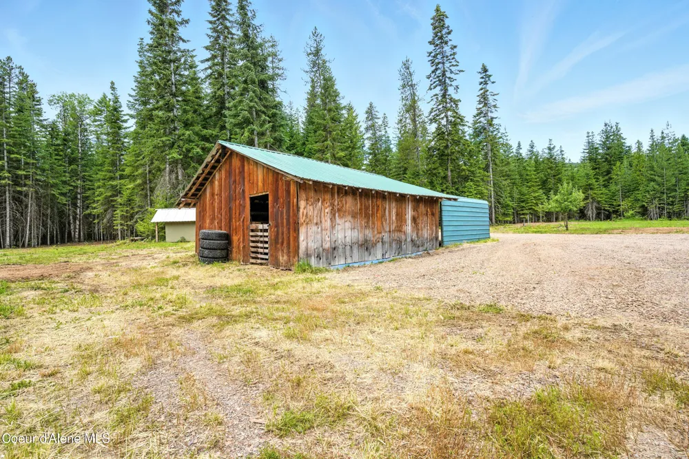 475 Old Range Road Clark Fork, ID 83811