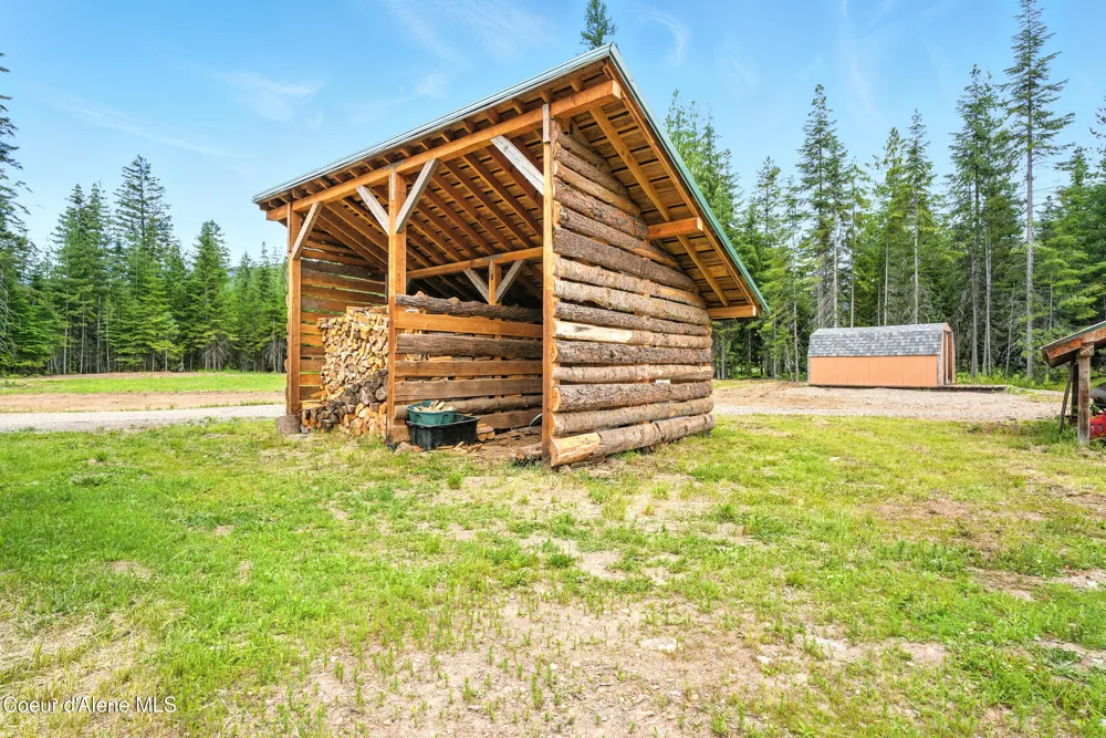 475 Old Range Road Clark Fork, ID 83811