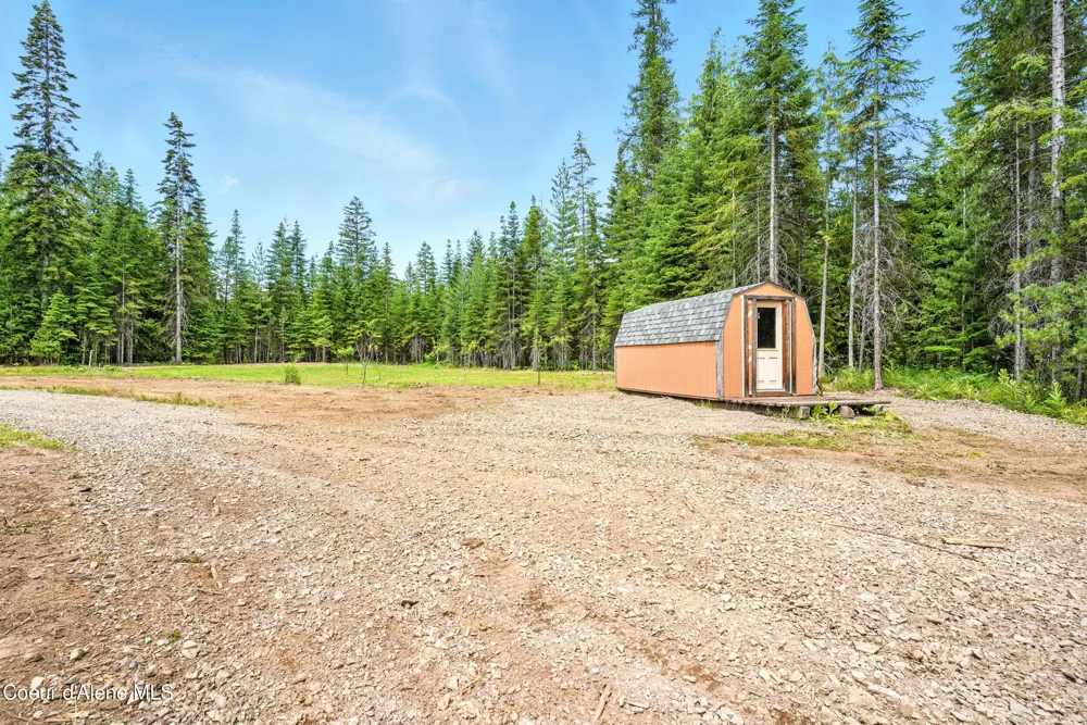475 Old Range Road Clark Fork, ID 83811