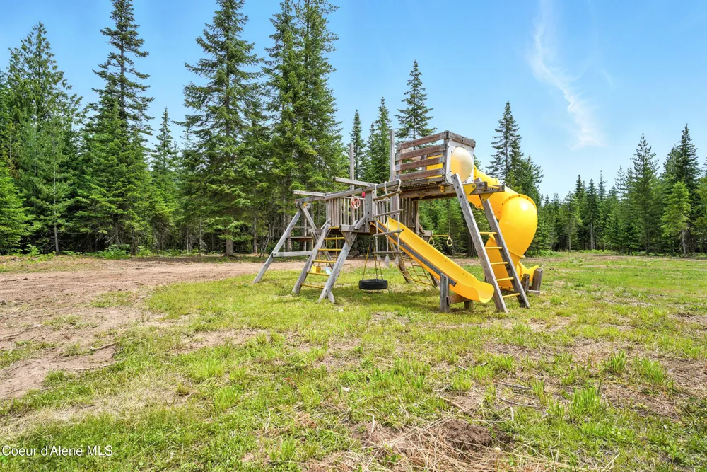 475 Old Range Road Clark Fork, ID 83811