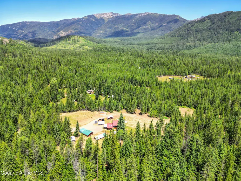 475 Old Range Road Clark Fork, ID 83811