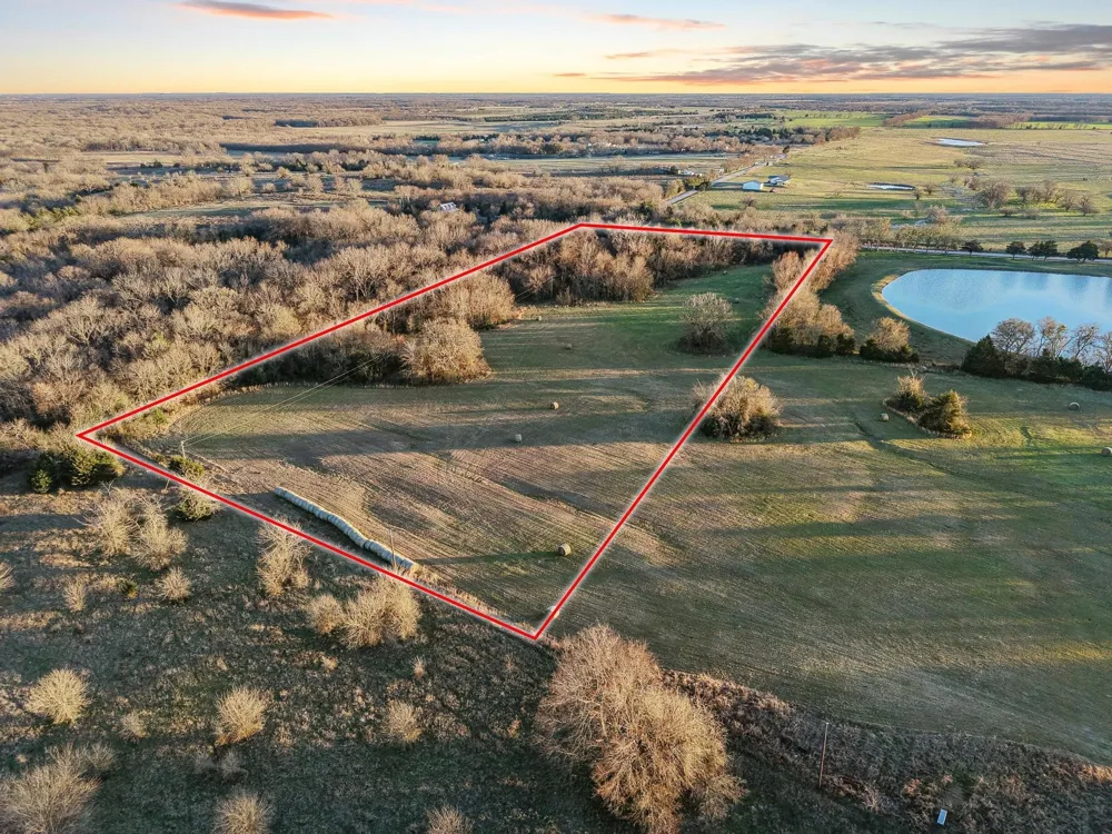 County Road 4618 Wolfe City, TX 75496
