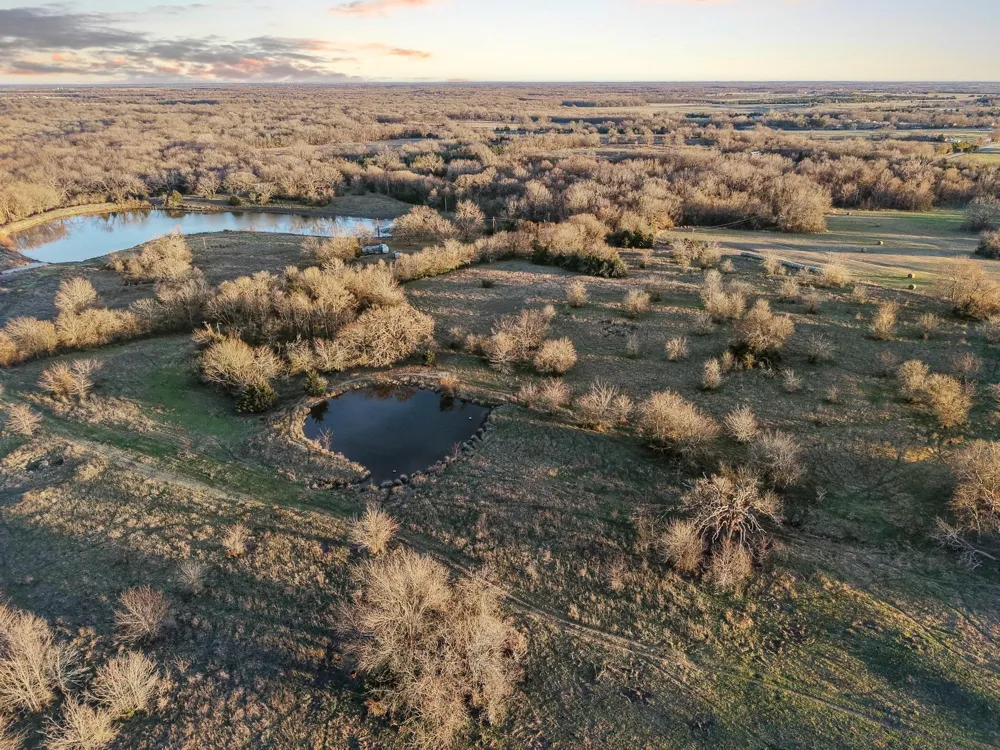 County Road 4618 Wolfe City, TX 75496