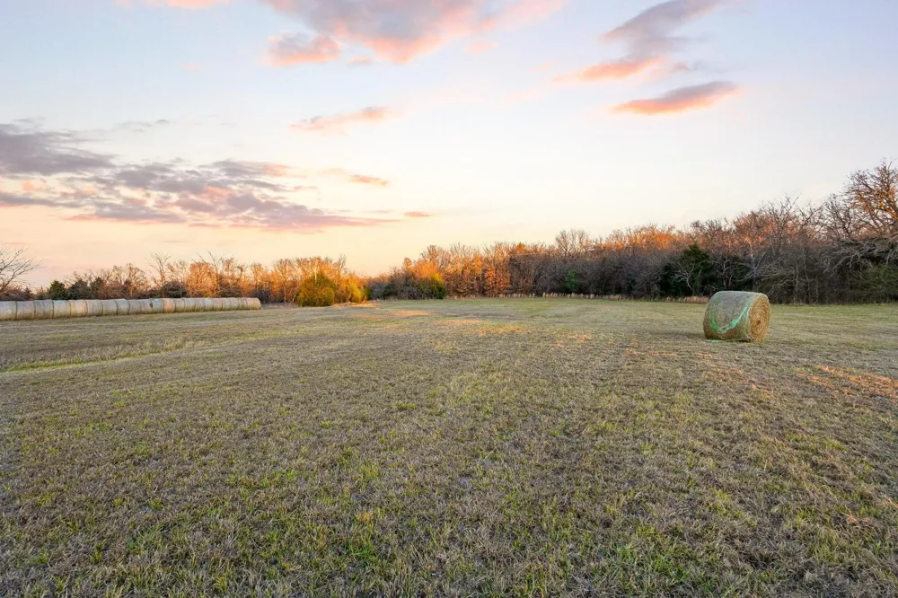 County Road 4618 Wolfe City, TX 75496