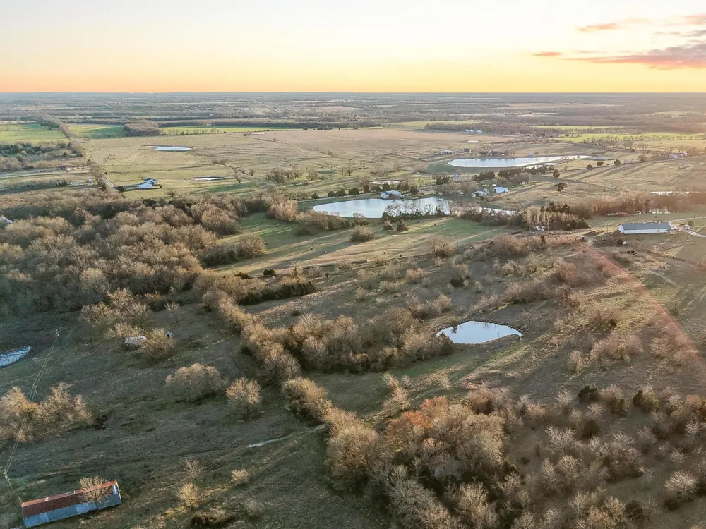 County Road 4618 Wolfe City, TX 75496