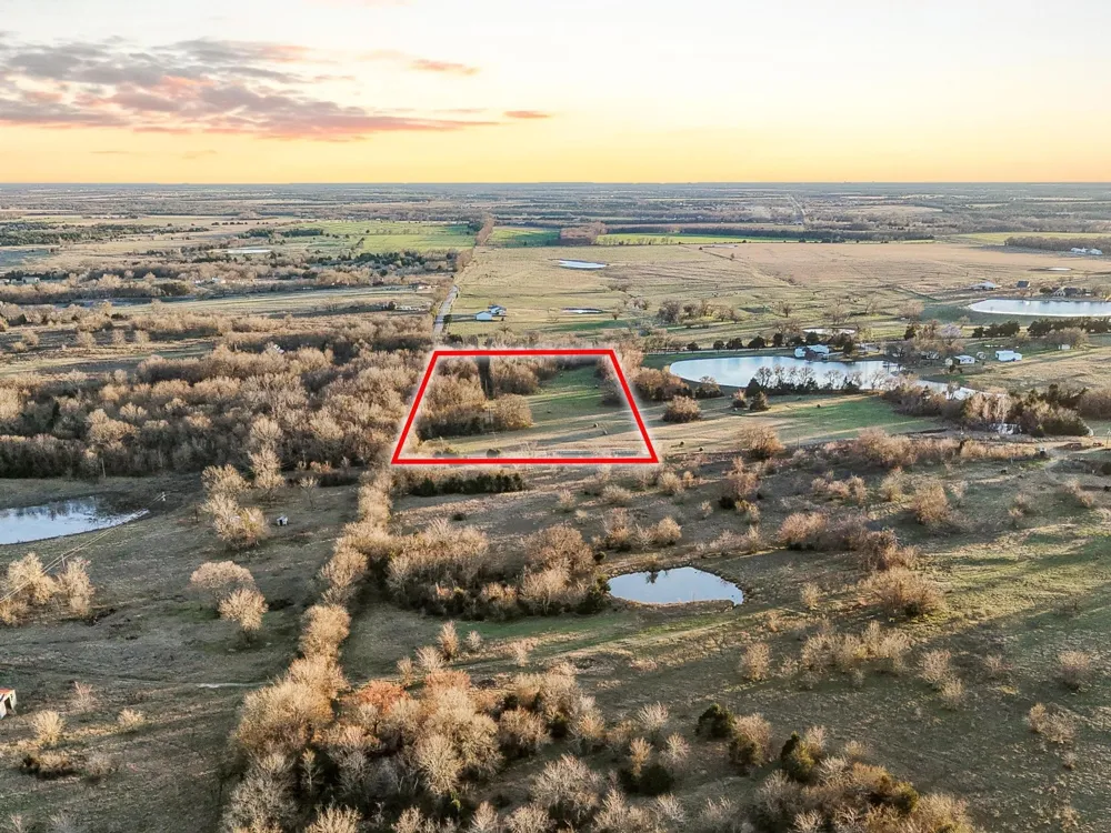 County Road 4618 Wolfe City, TX 75496