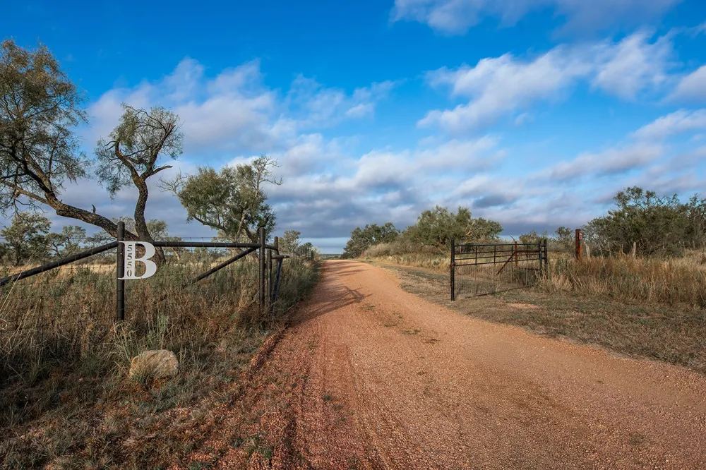 5550 S US Highway 87 Brady, TX 76825