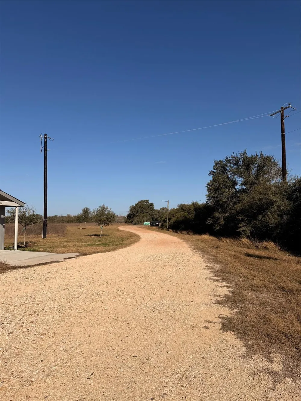 3570 Fm-822 Edna, TX 77957
