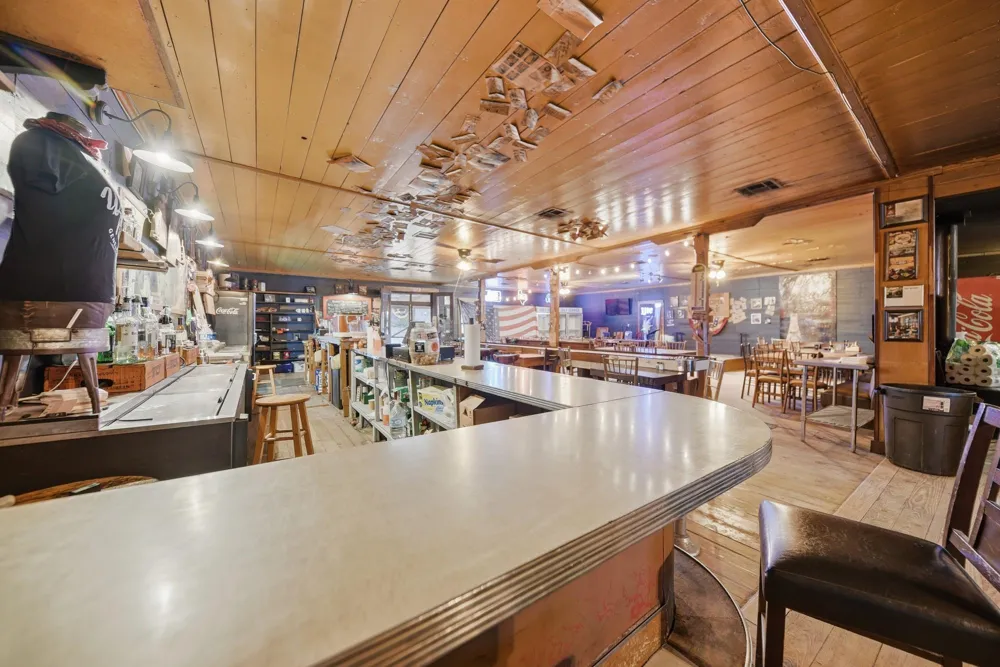 12528 Fm 109 Industry, TX 78944
