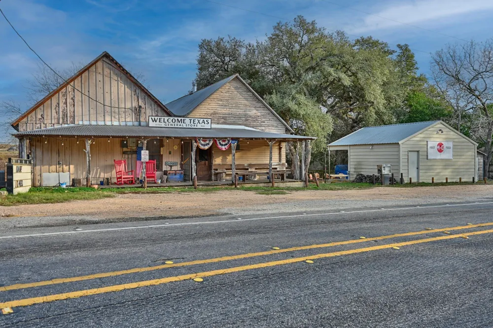 12528 Fm 109 Industry, TX 78944