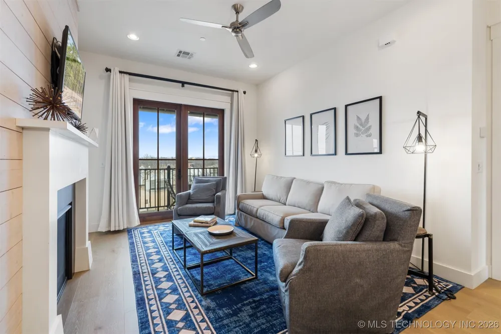 29 Water Street #8 Carlton Landing, OK 74432