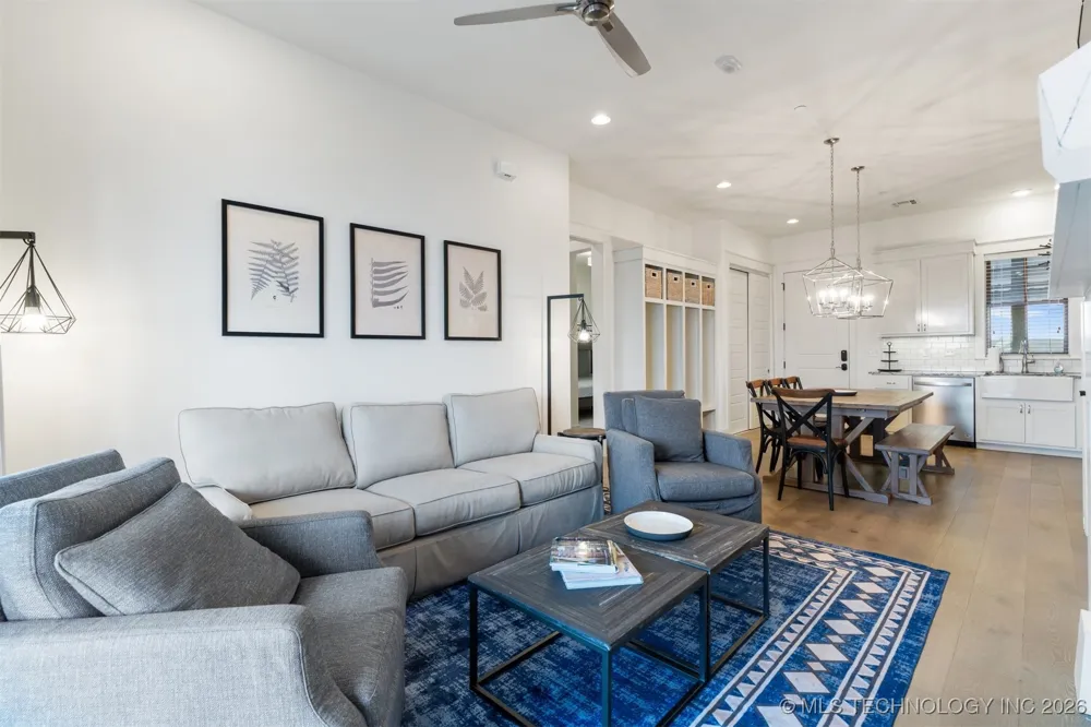 29 Water Street #8 Carlton Landing, OK 74432