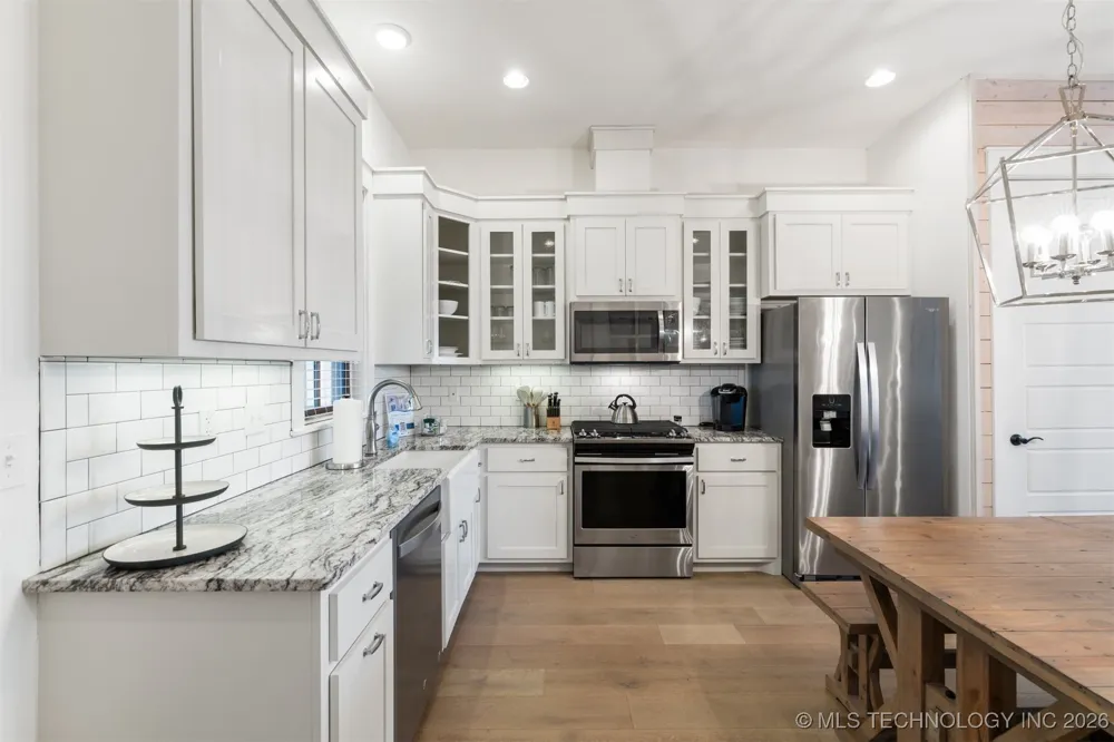 29 Water Street #8 Carlton Landing, OK 74432