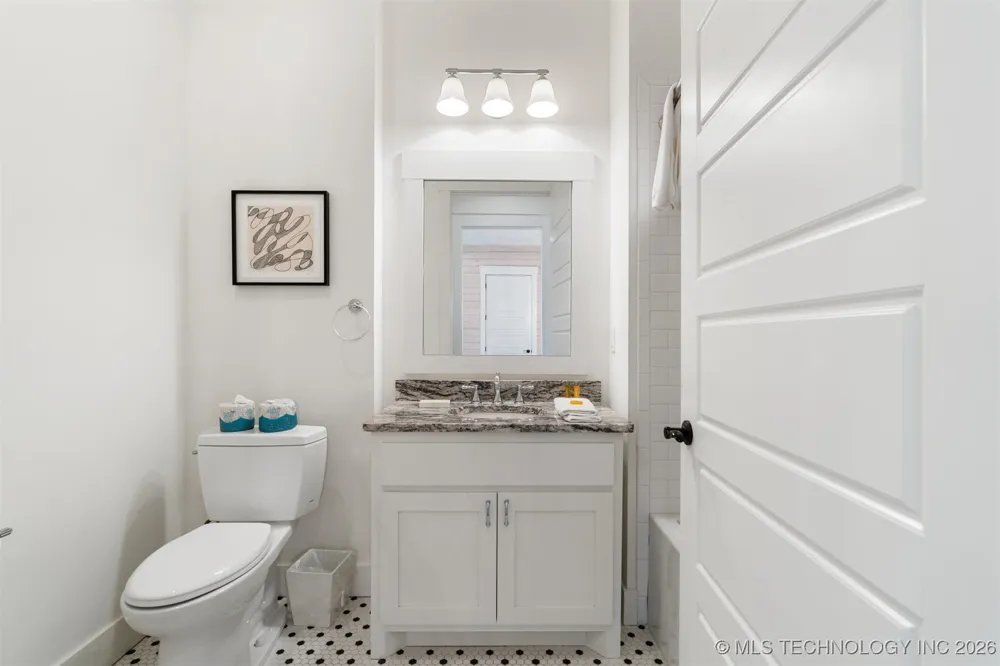 29 Water Street #8 Carlton Landing, OK 74432