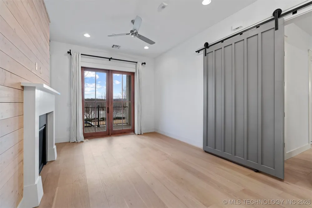 29 Water Street #3 Carlton Landing, OK 74432