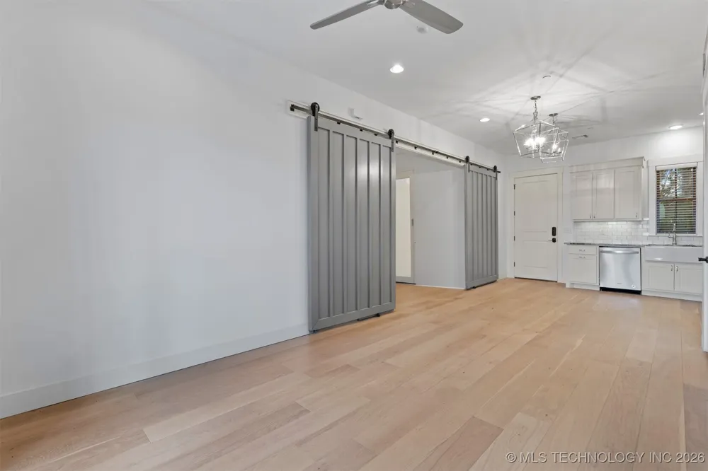29 Water Street #3 Carlton Landing, OK 74432