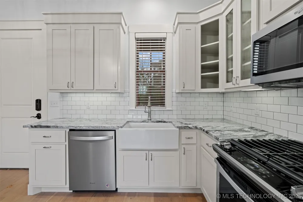 29 Water Street #3 Carlton Landing, OK 74432