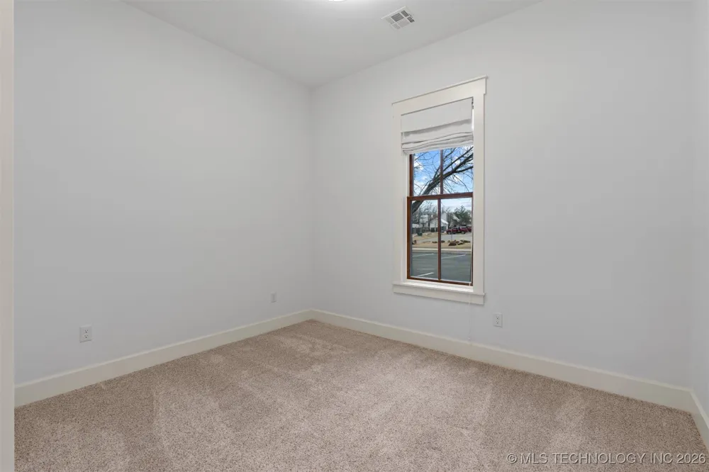 29 Water Street #3 Carlton Landing, OK 74432