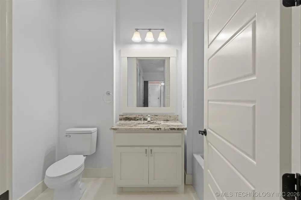 29 Water Street #3 Carlton Landing, OK 74432