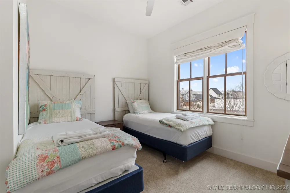 29 Water Street #6 Carlton Landing, OK 74432