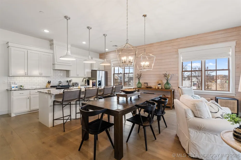 29 Water Street #6 Carlton Landing, OK 74432