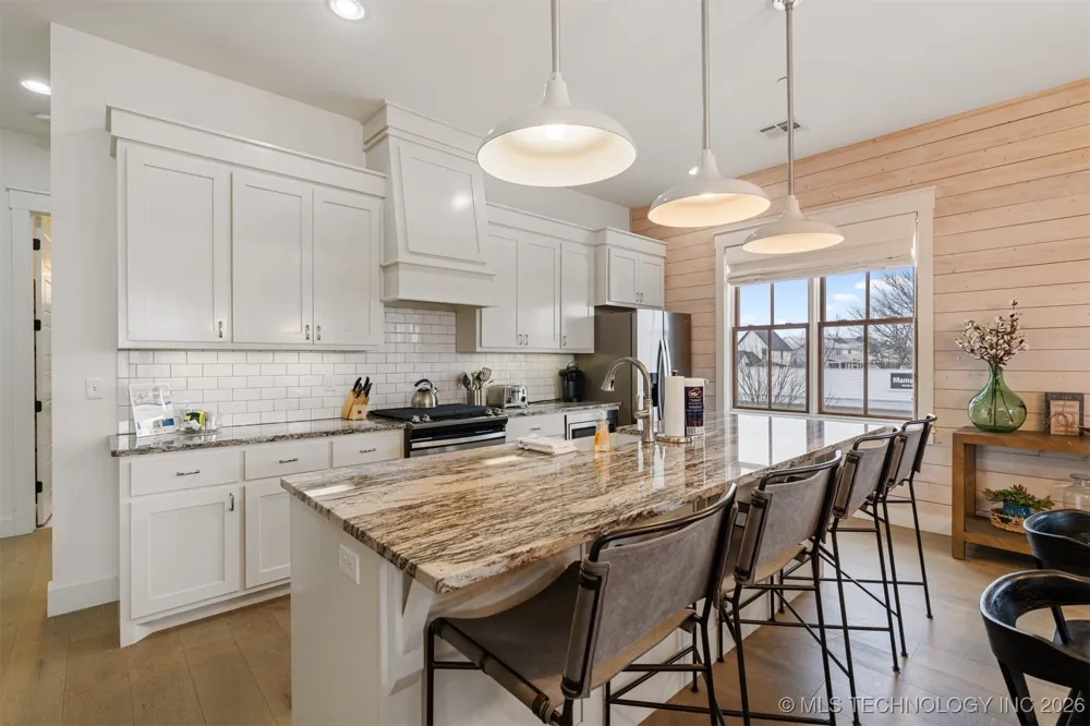 29 Water Street #6 Carlton Landing, OK 74432