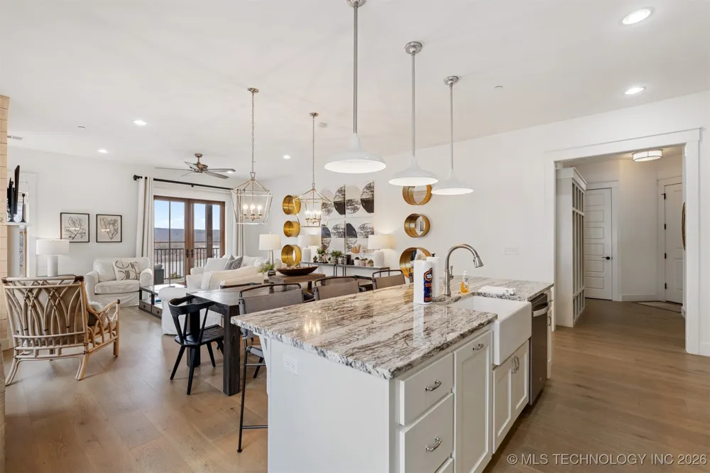29 Water Street #6 Carlton Landing, OK 74432