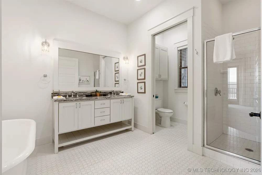 29 Water Street #6 Carlton Landing, OK 74432