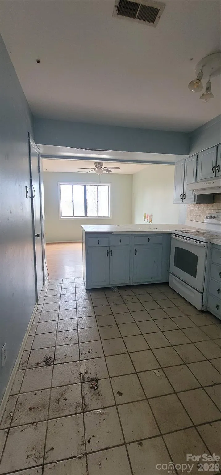 7882 Kinglet Road Connelly Springs, NC 28612