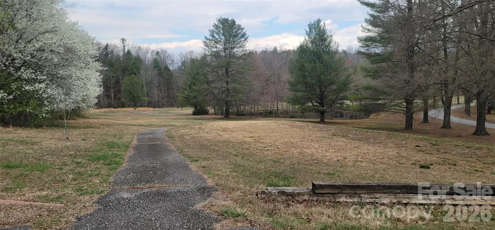 7882 Kinglet Road Connelly Springs, NC 28612