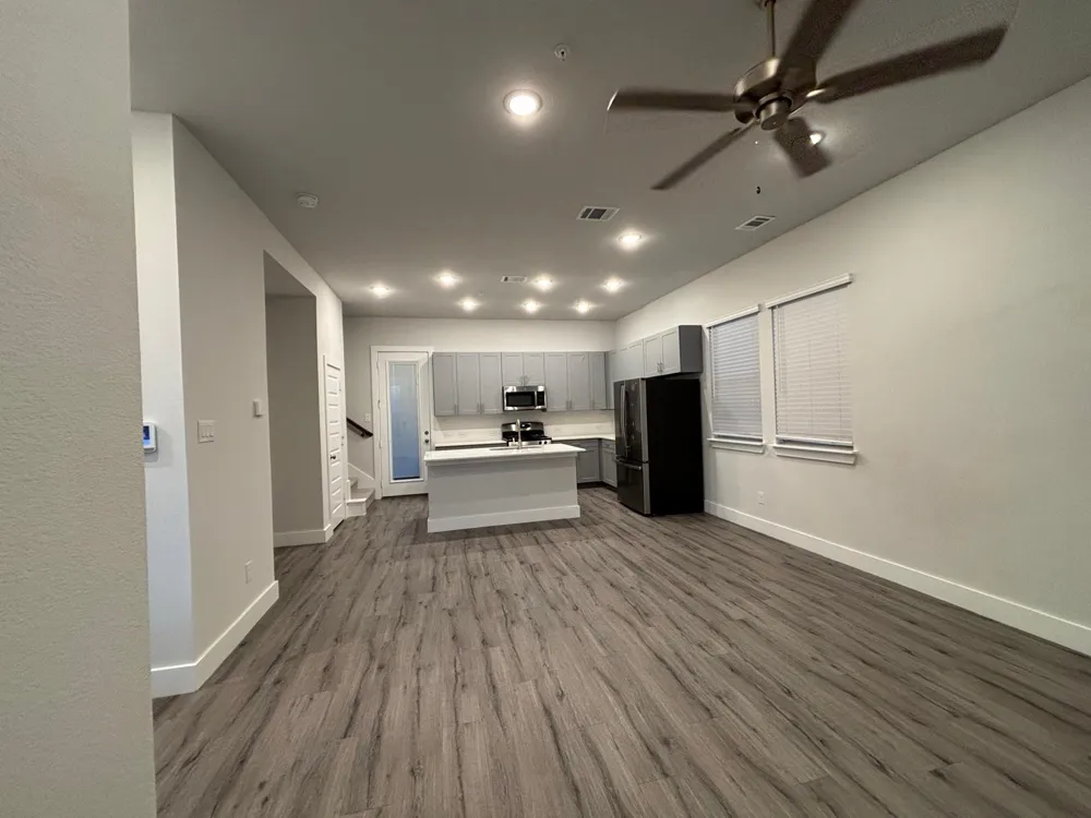 825 W Mayfield Road #115 Arlington, TX 76015