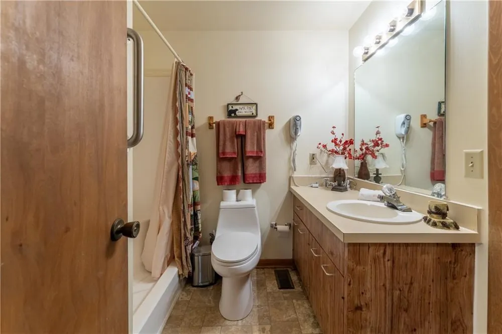 135 Wolfscratch Drive #609 Big Canoe, GA 30143