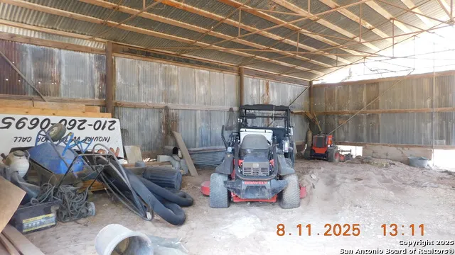 11620 state highway 16 Poteet, TX 78065