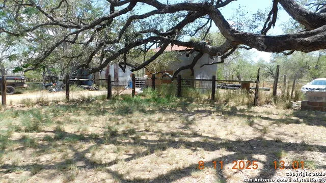 11620 state highway 16 Poteet, TX 78065