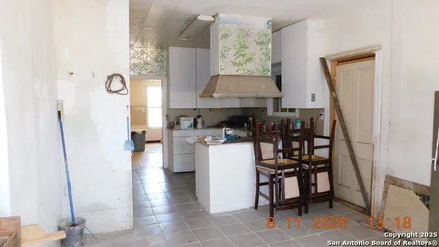 11620 state highway 16 Poteet, TX 78065