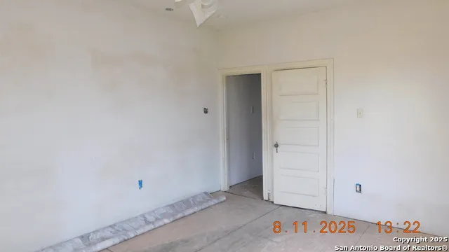 11620 state highway 16 Poteet, TX 78065
