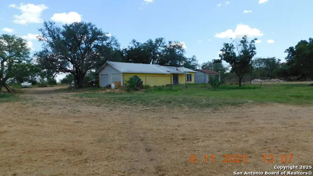 11620 state highway 16 Poteet, TX 78065