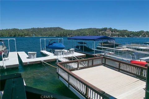 S432A - Palisades Dr
