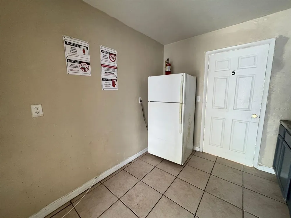 1209 CARLSBAD PLACE Orlando, FL 32808