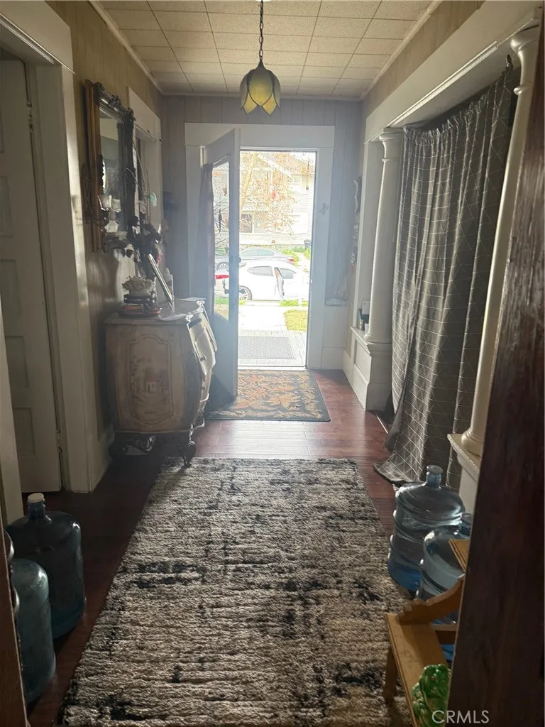 240 E Kingsley Pomona, CA 91767