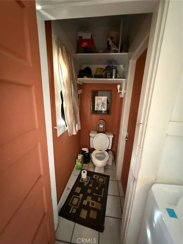 240 E Kingsley Pomona, CA 91767