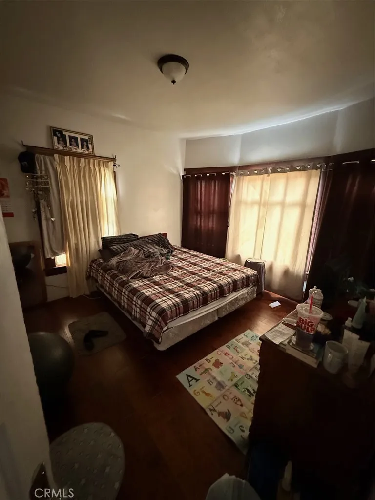 240 E Kingsley Pomona, CA 91767