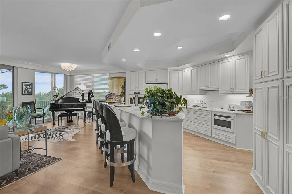 385 N POINT ROAD #304 Osprey, FL 34229