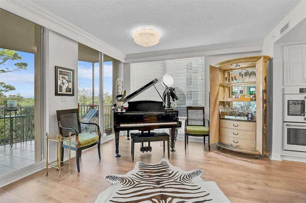 385 N POINT ROAD #304 Osprey, FL 34229