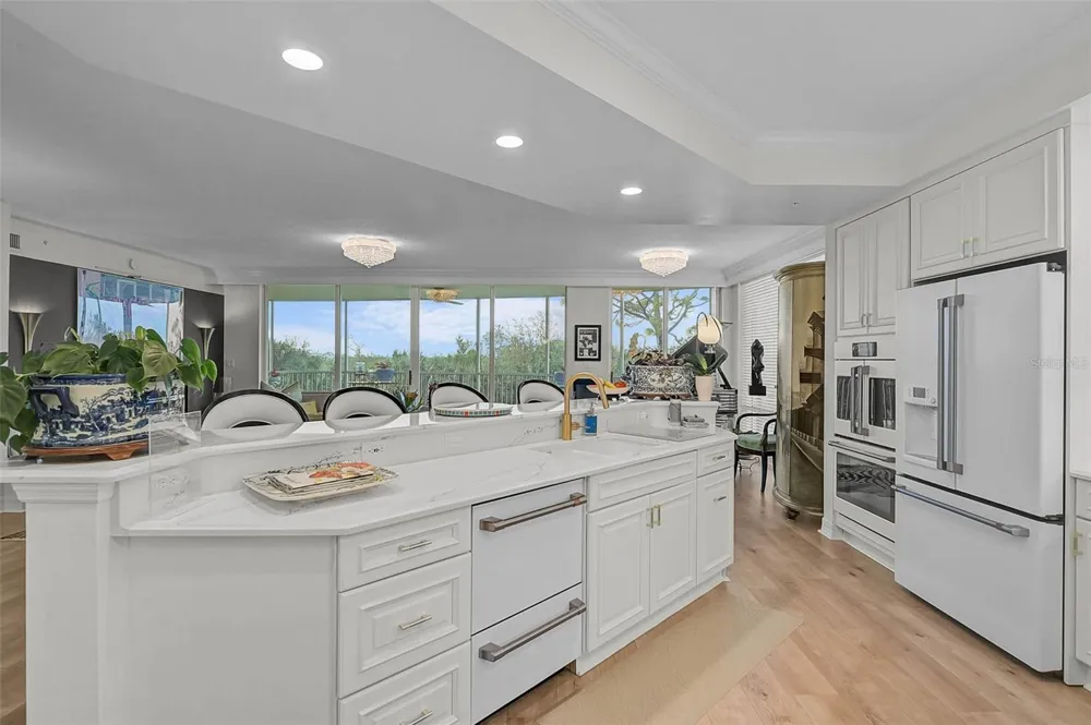 385 N POINT ROAD #304 Osprey, FL 34229